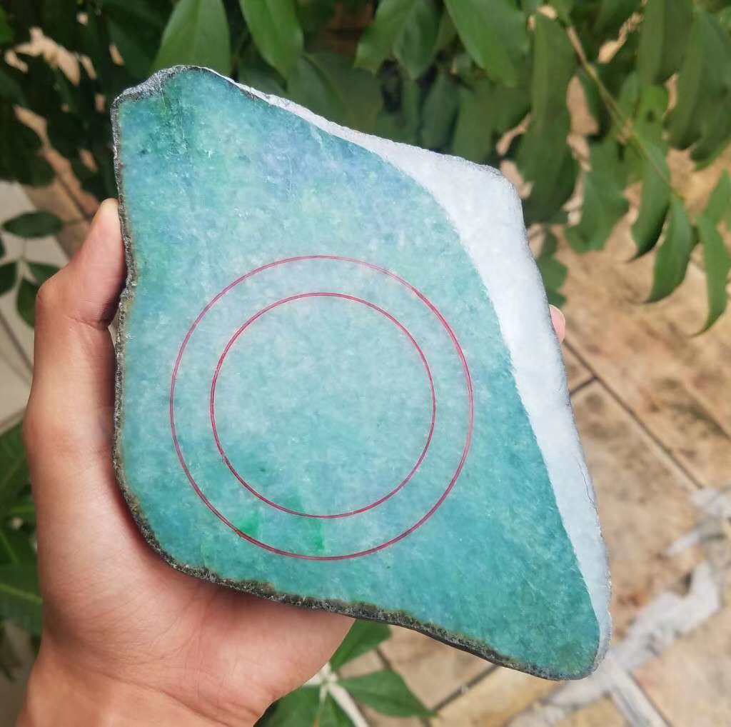 莫西沙精品改口手镯料3.85公斤有底色飘阳绿色辣辣色泽统一晶