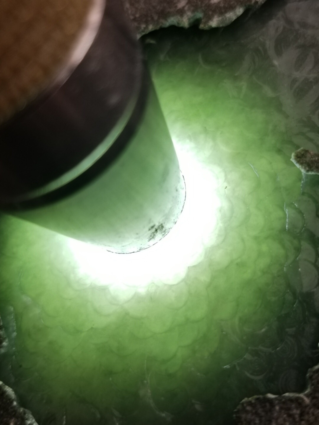 秒杀价3888得新货4公斤莫西沙开口冰晴一坨面积大开口直接看