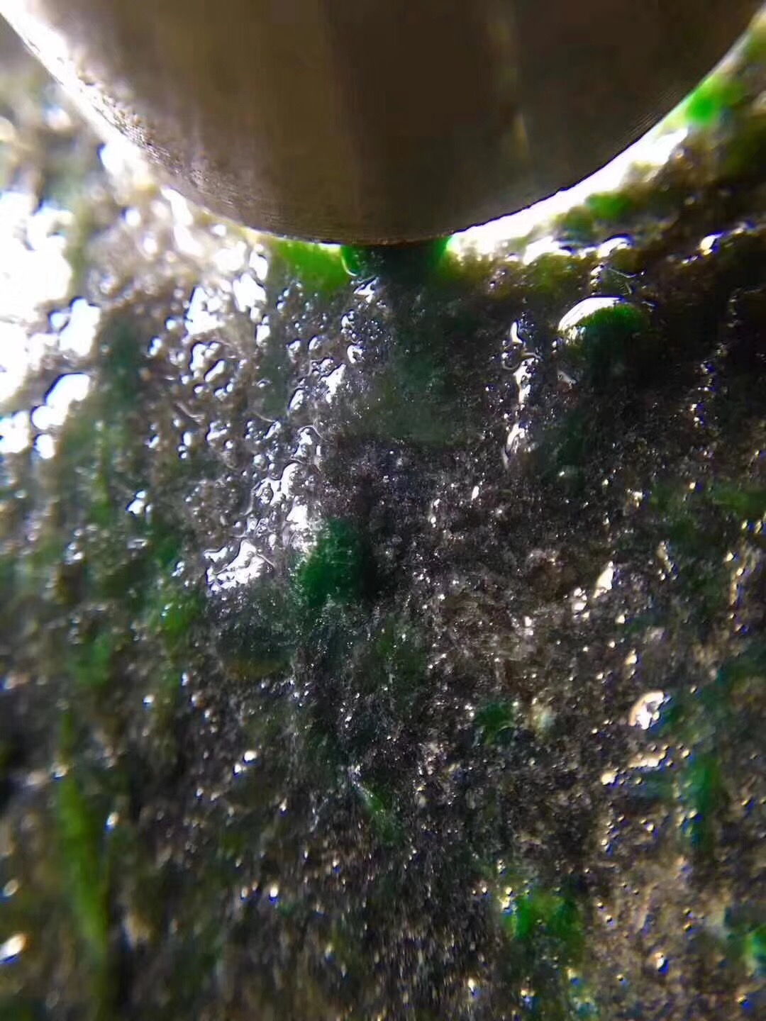 4.8公斤莫西沙色料色艳皮壳老水头足可赌手镯牌子挂件对庄老板