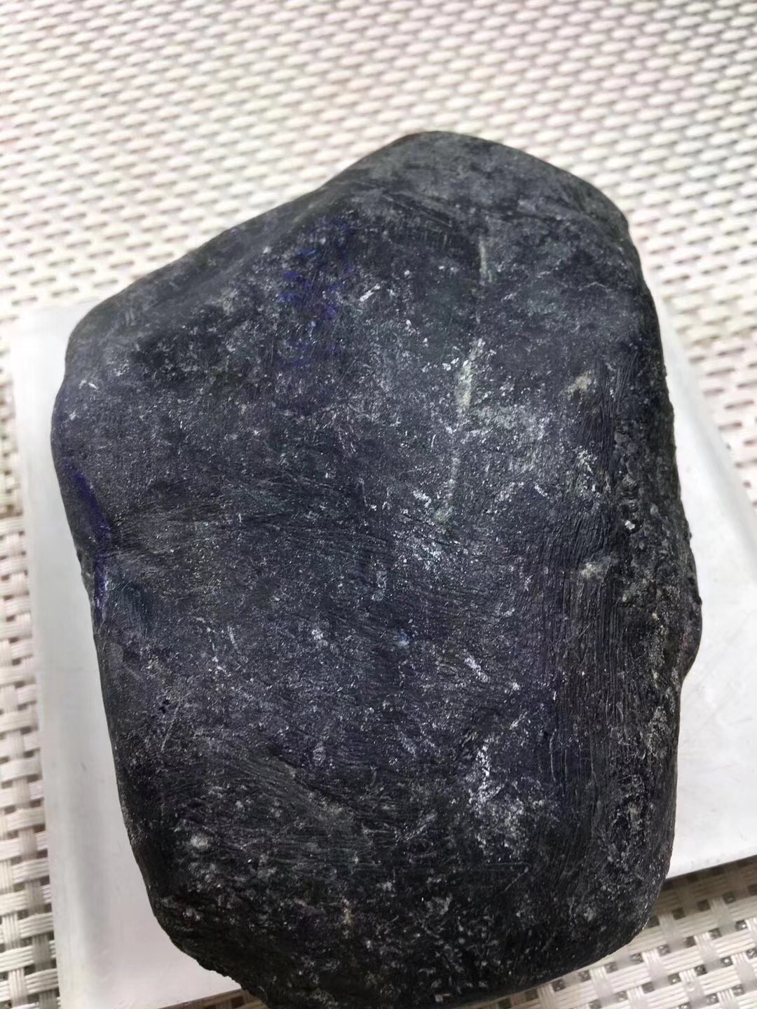 秒杀价2588得790克莫湾基带色花皮壳老水头足可赌牌子挂件
