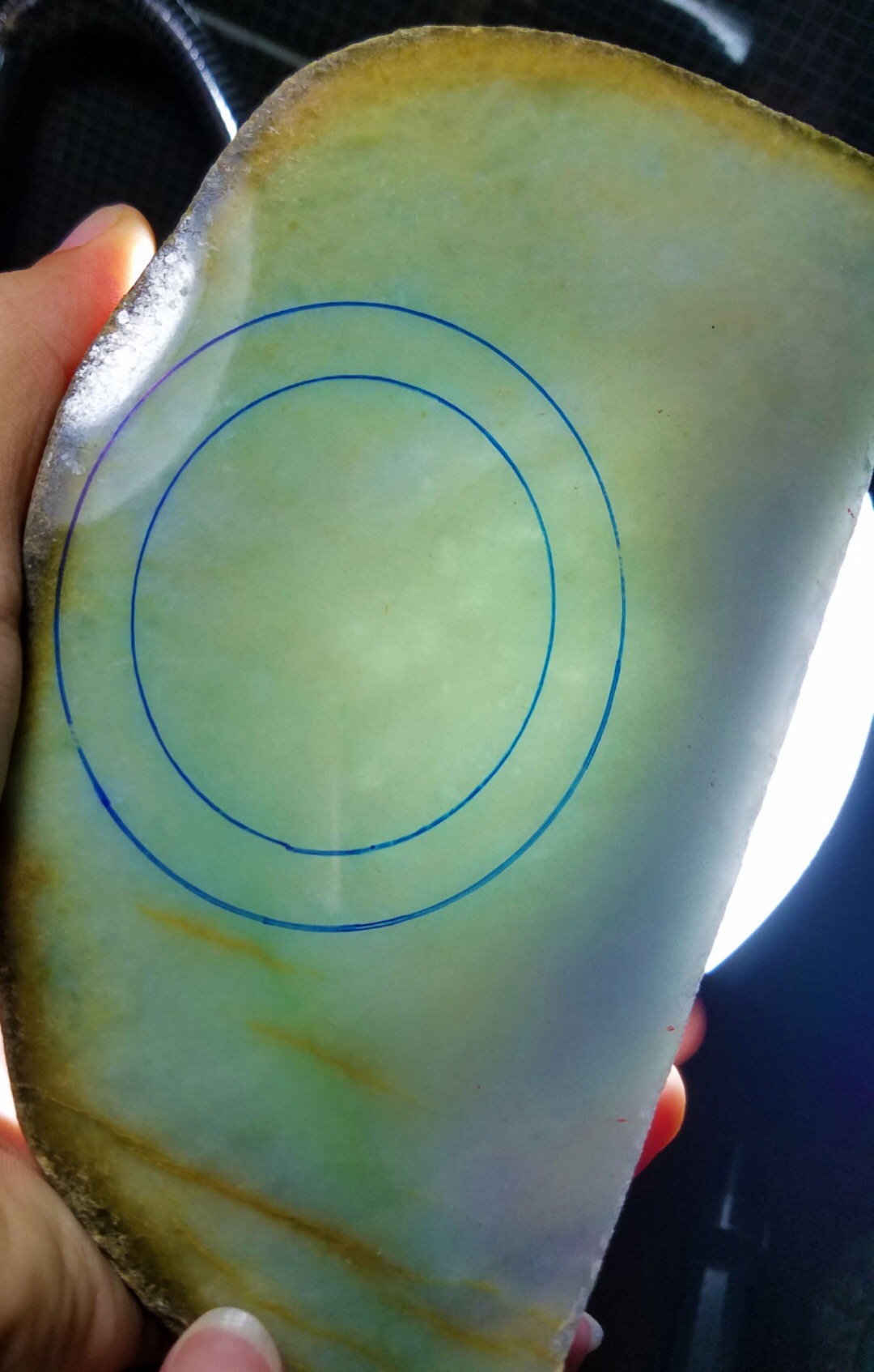 上新捡漏价1688得莫西沙改口手镯片料0.68公斤淡淡的底