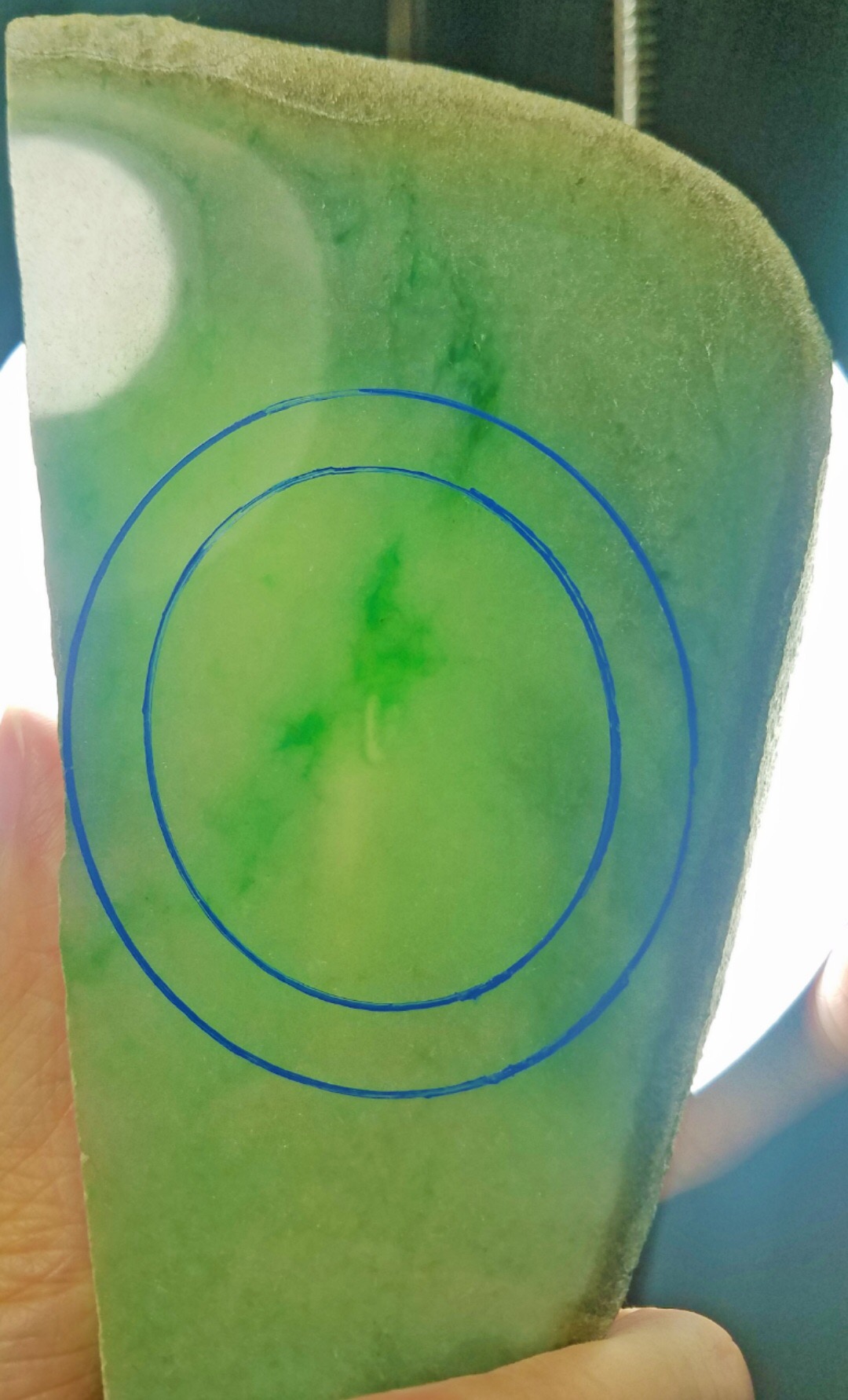 上新捡漏价3588得莫西沙改口手镯片料0.54公斤飘色花种