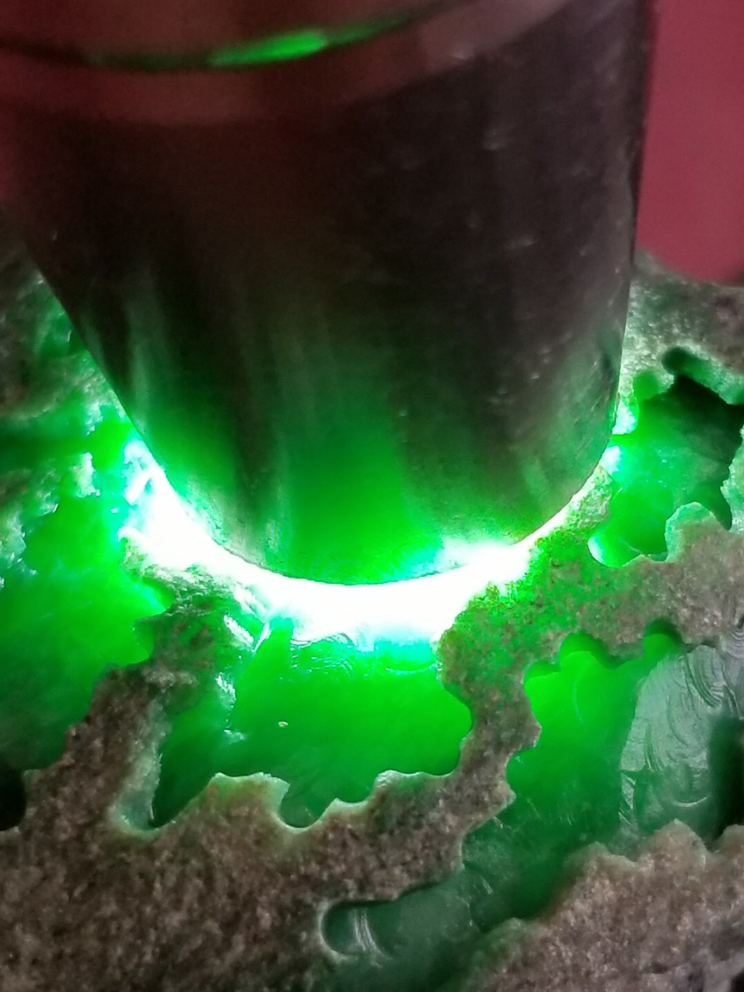 秒杀价3588得新货0.3公斤南齐色料一枚色料精品这色够绿的