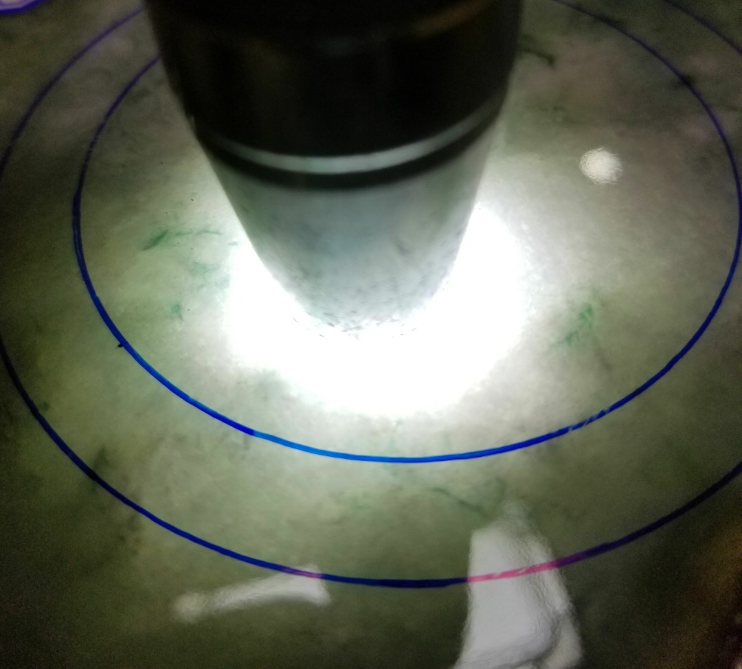 新货BV76老坑莫西沙手镯料2.44公斤皮革老皮紧沙细飘花