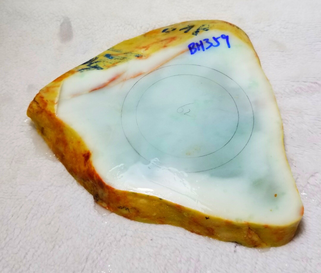 BH359老坑木那片料0.9公斤1.6厚化冰底带底色玉质特别