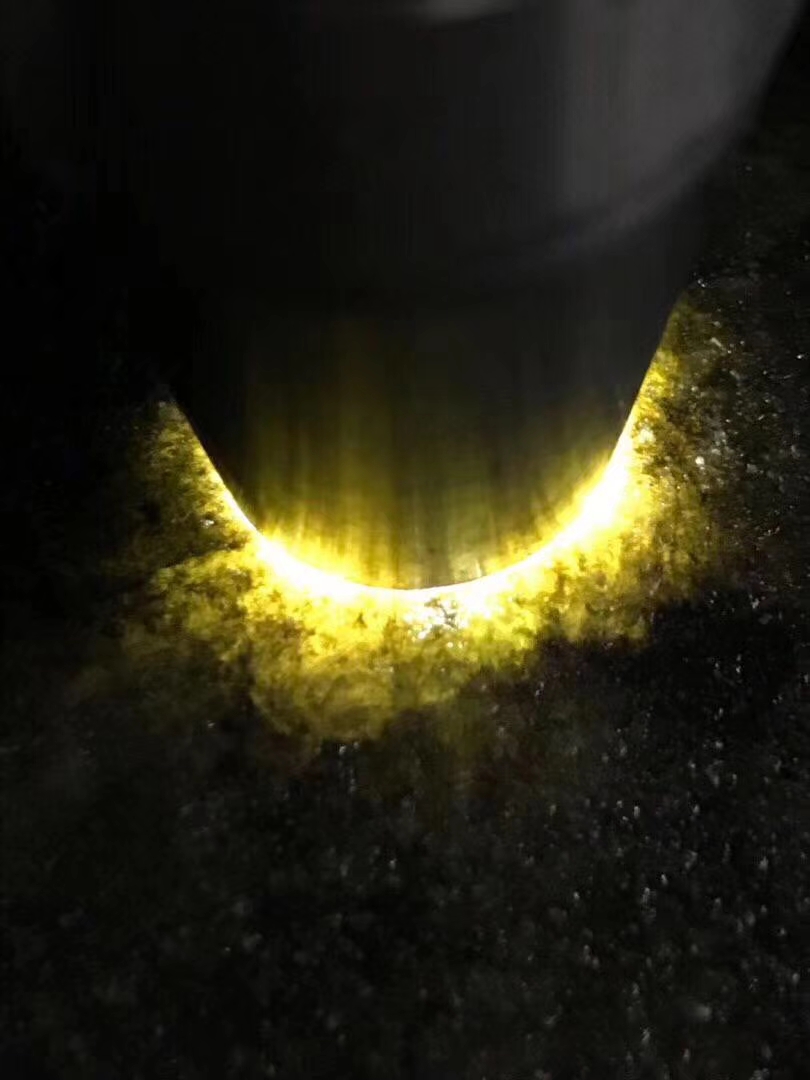 ZF674南齐全赌料全身被蜡皮包着刚刚出土带着泥土气息敞口一