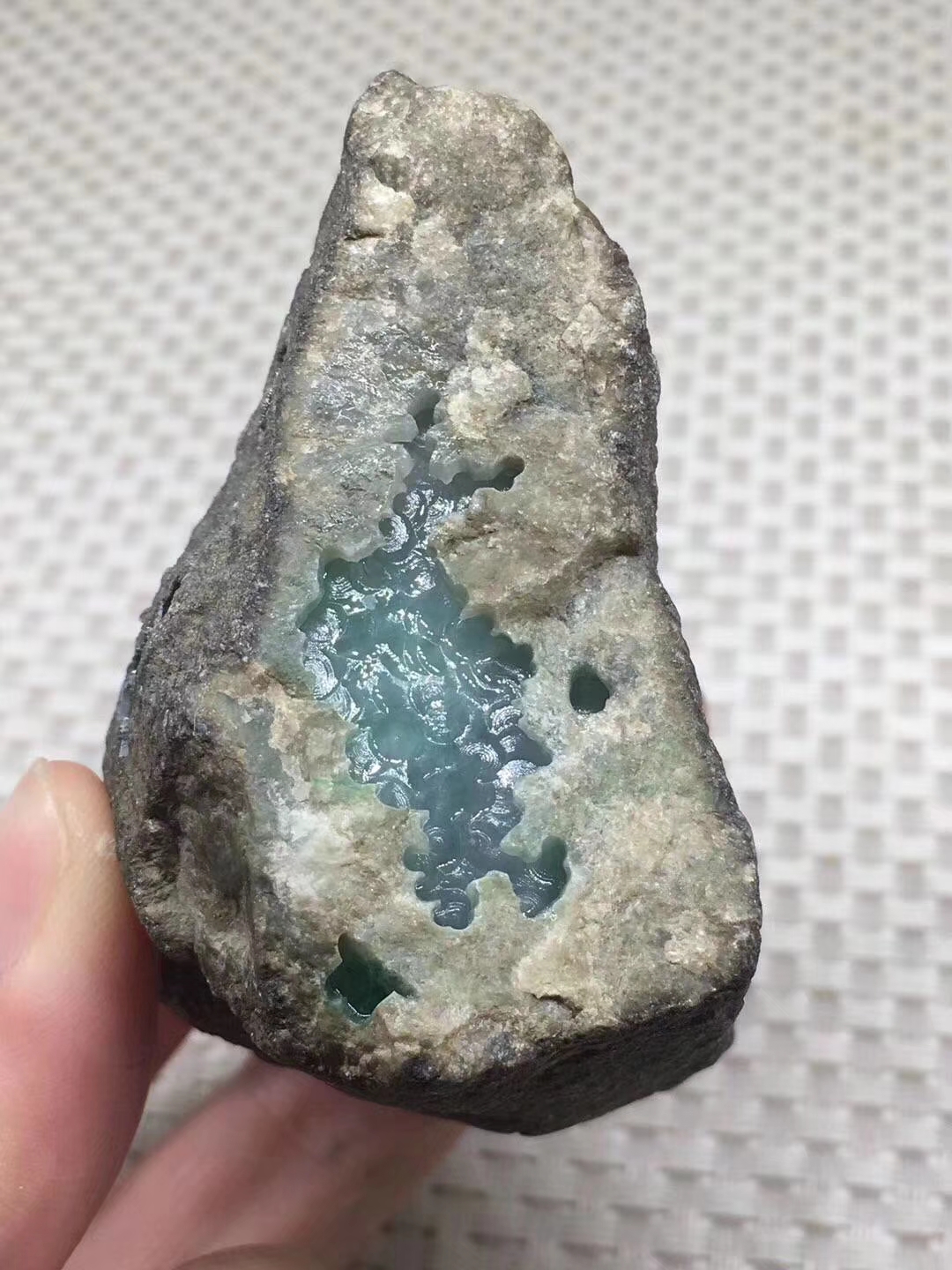 J-1040莫西沙糯冰晴底开窗没有裂纹哦??直接剥皮做东西欢