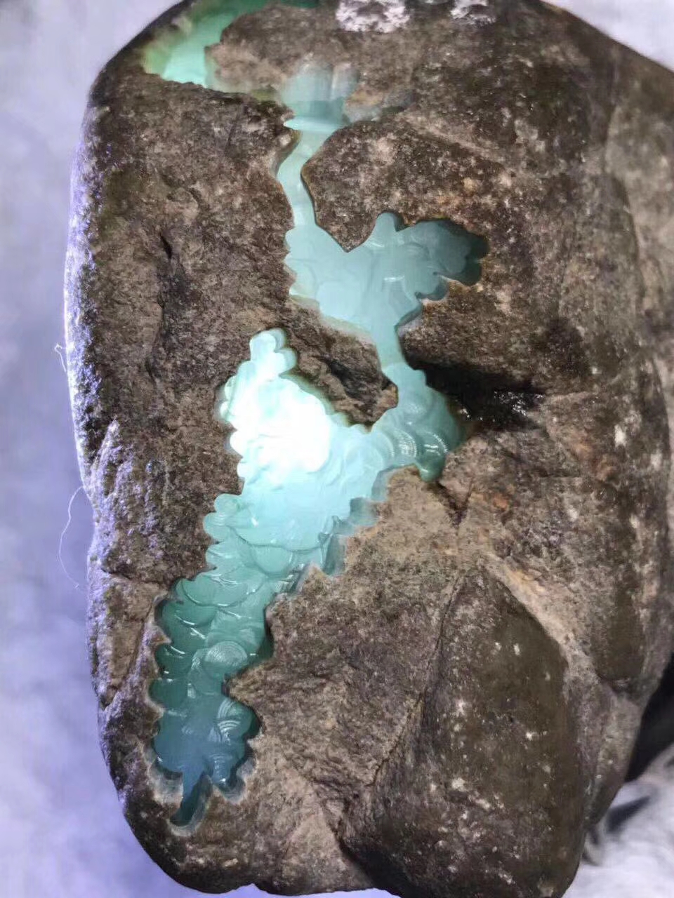 ZF801南齐全赌手镯料品相完整皮壳翻砂均匀全身多处有色花裂