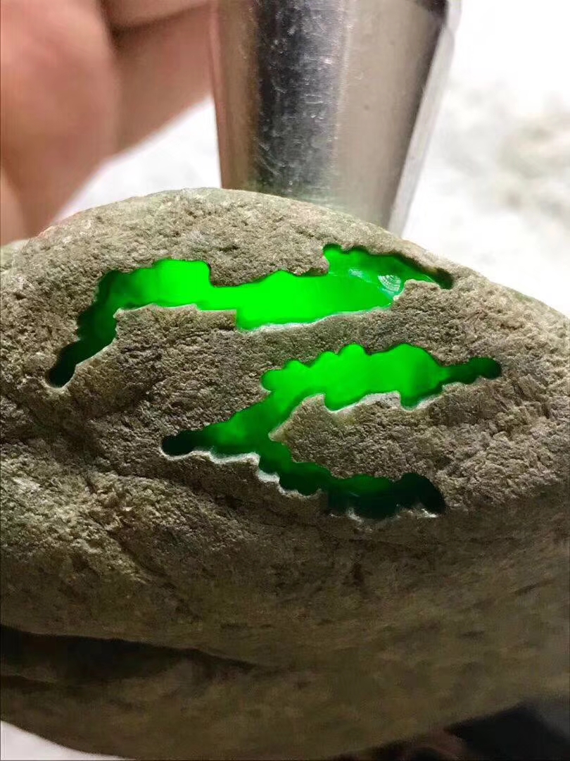 ZF745南齐开窗满色手镯料开窗不见裂缝可赌满色手镯满色挂件