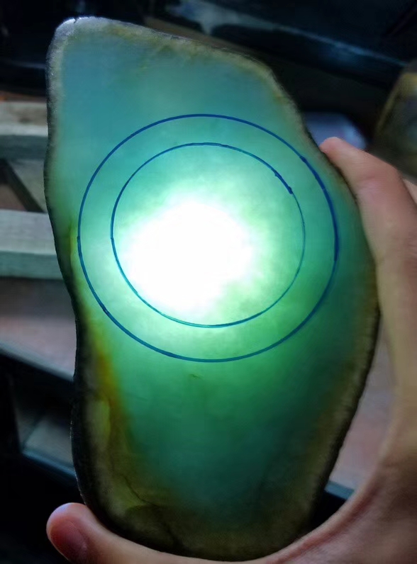 上新捡漏价3888得莫西沙精品改口手镯片料0.50公斤糯冰底