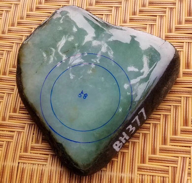 秒杀价8999得BH377老坑莫西沙手镯料3.12公斤种老起