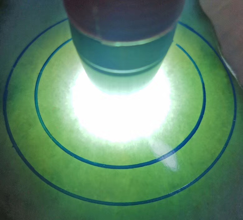 秒杀价3988得莫西沙改口手镯半明料1.38公斤种老肉细浓浓