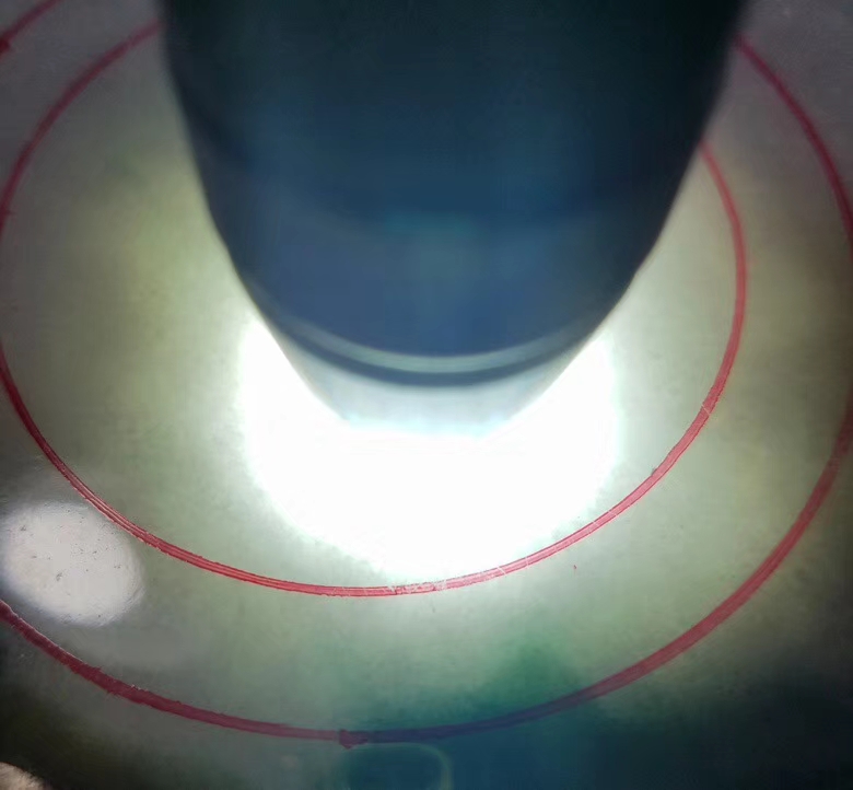 上新捡漏价5588得莫西沙改口手镯料2.45公斤淡淡的春带点