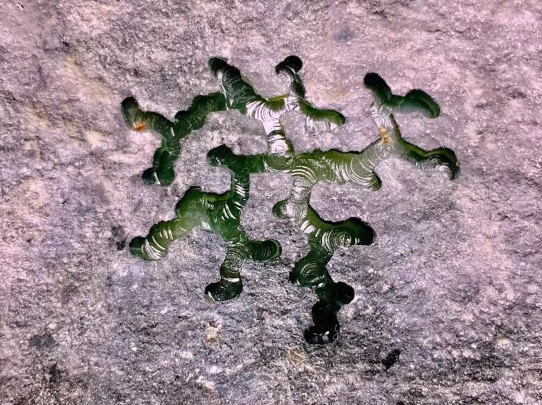 2.45公斤莫西沙开窗晴底手镯料老莫西沙皮壳完整紧致皮壳油性