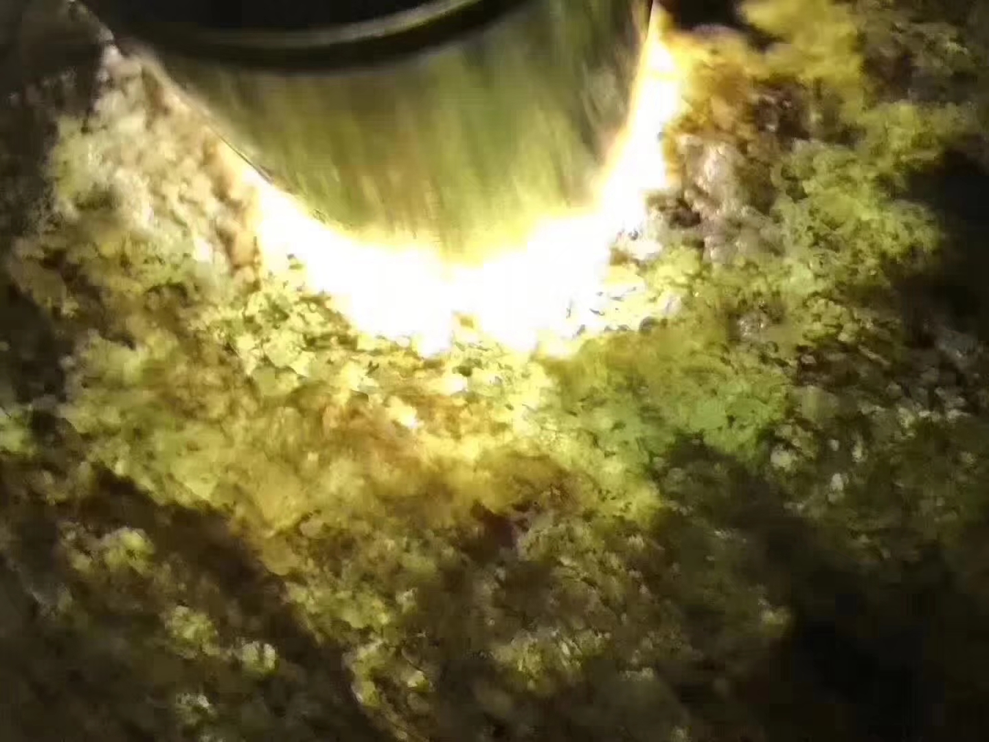 12-5-7编号JW374.5kg莫西沙脱沙、全赌冰种飘色手