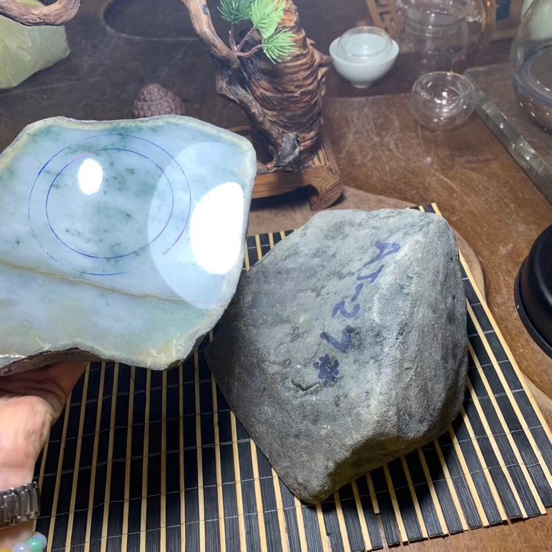 6.2公斤莫西沙冰飘花明料老皮壳发灯十分种水低子干净飘花漂亮