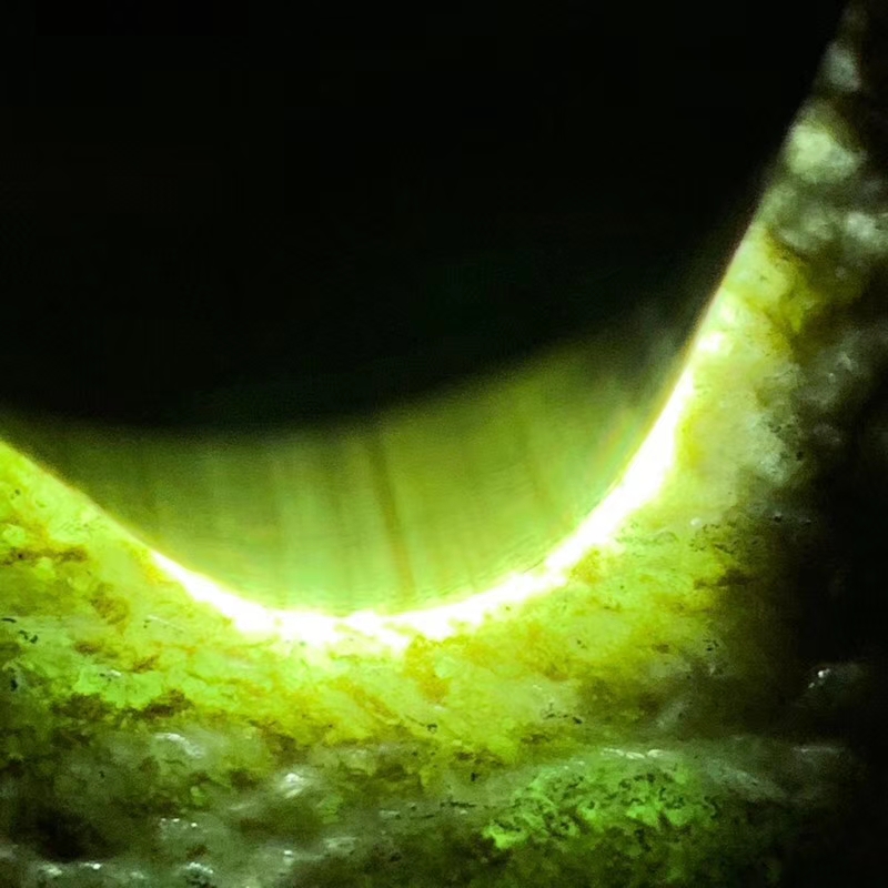 莫西沙全赌料7.8公斤种超级老起冰渣天生的挨刀料（送精美冰种