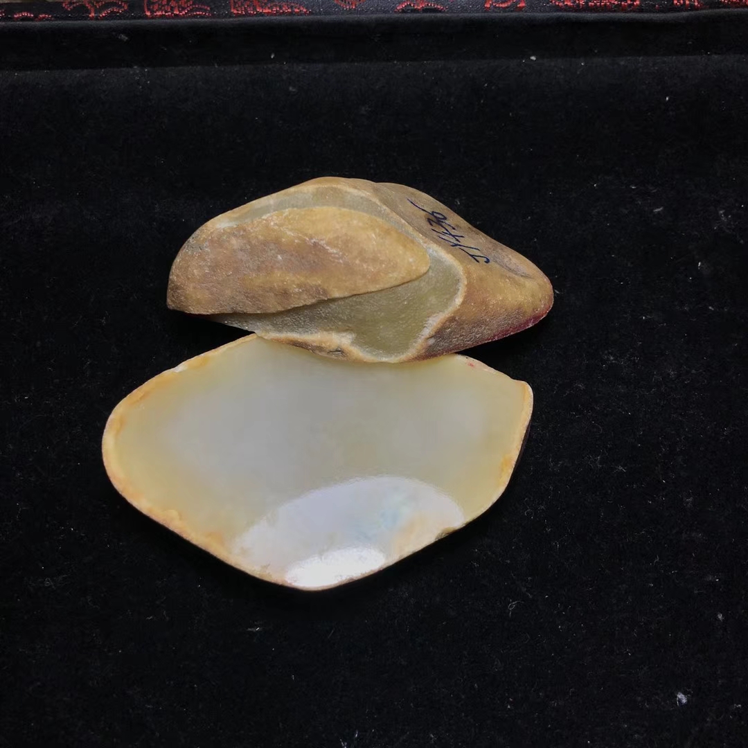 12-7-2288克精品大马坎半明料尺寸种老肉质细腻压灯荧光