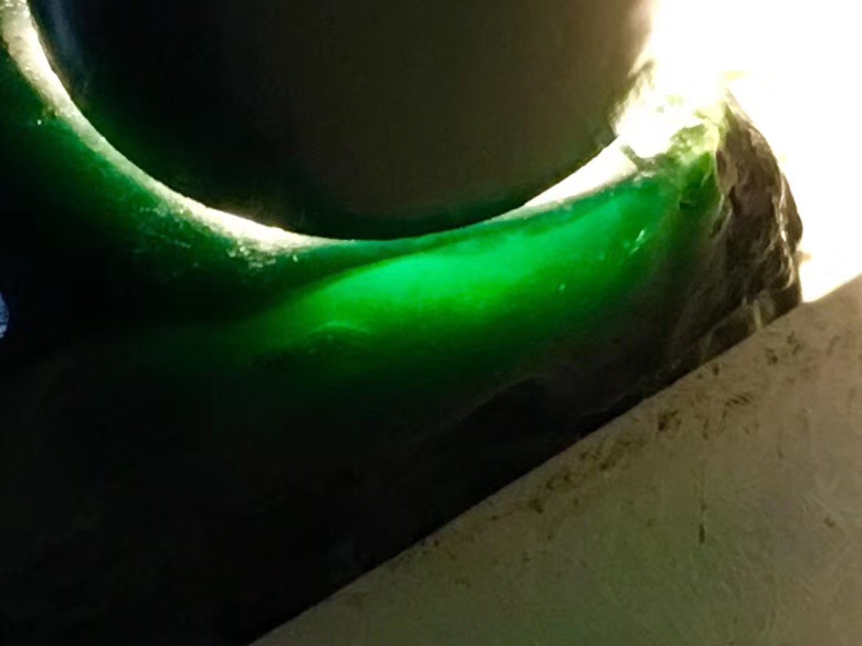 114克莫西沙墨翠擦口满色戒面挂件料整个打灯通透大面积擦口不