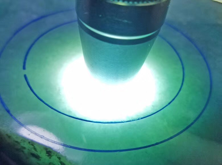 南奇改口手镯料5.52公斤淡淡的底色底子细腻干净清爽水灵水灵