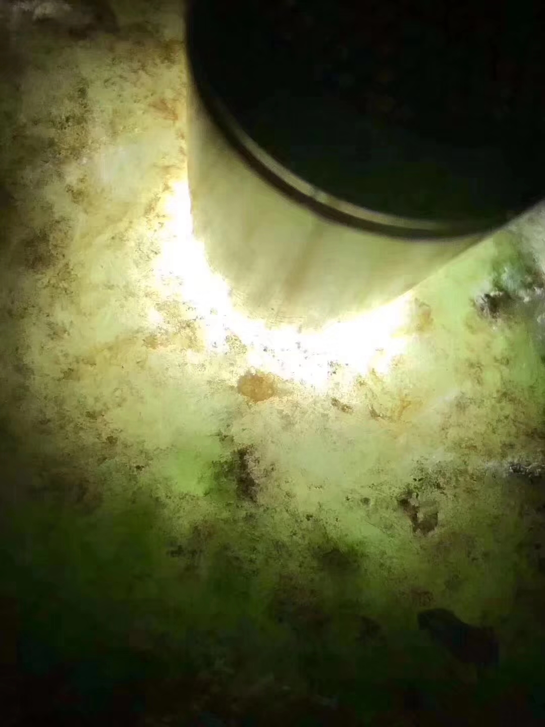 OW410-25kg街对角全赌飘花手镯料皮壳紧致整体表现水长