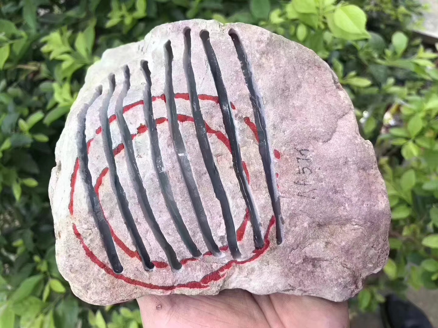 SG172-2kg街对角开窗飘花手镯料皮壳超老手镯位全开杠味