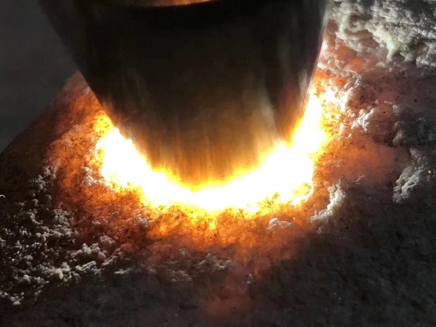 SH225-10kg莫西沙全赌料皮壳紧实翻沙均匀灯下通透起荧