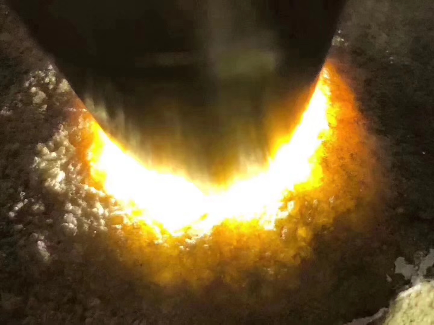 OW20-43.4kg莫西沙全赌手镯料[玫瑰][玫瑰][玫瑰