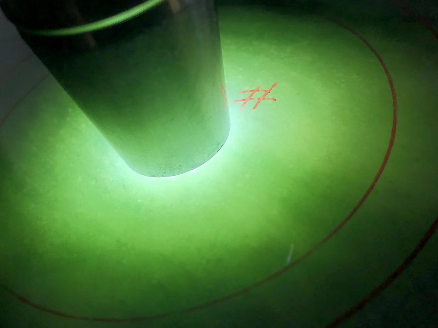 XM7-8.4kg南奇改口冰飘花手镯料皮壳超老杠味足灯下通透