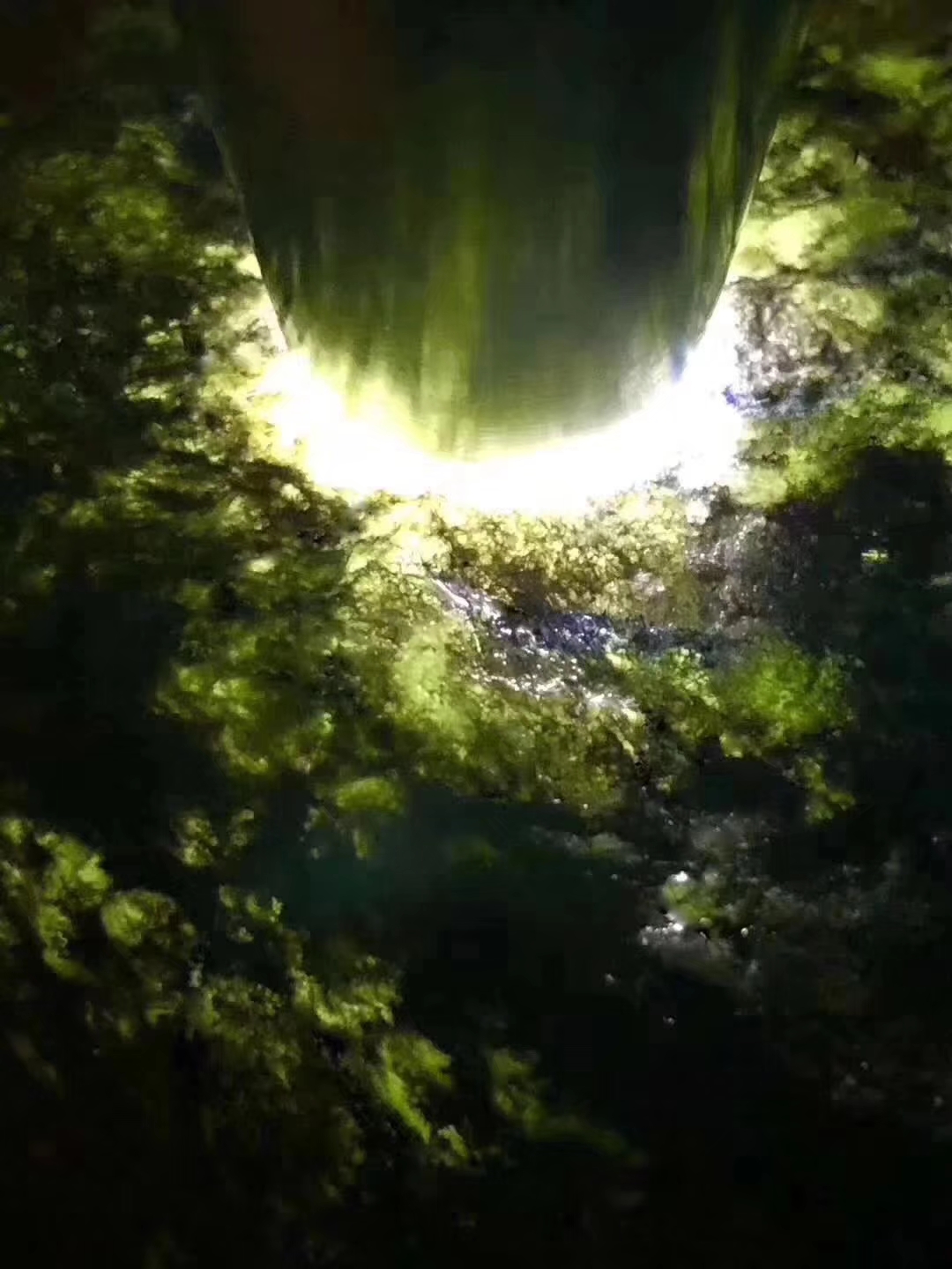 JW105-3.2kg莫西沙全赌冰种皮壳老翻沙均匀整体表现水