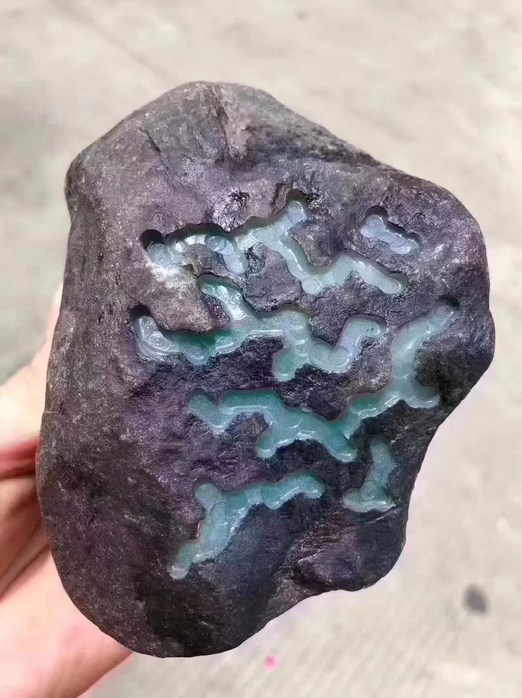 JW75-900g莫西沙开窗晴底手镯料皮壳超老两面对开窗灯下