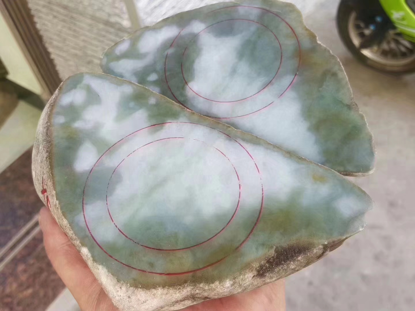 JW68-10.57kg莫西沙全赌椿色手镯料品相好皮壳紧实翻