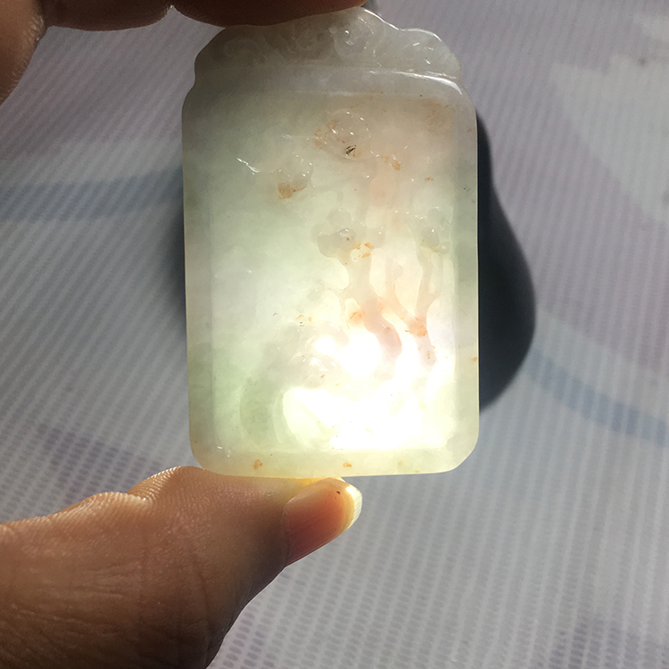 翡翠A货糯种飘红梅花牌玉牌大方牌吊坠挂件重22克梅花香自苦寒