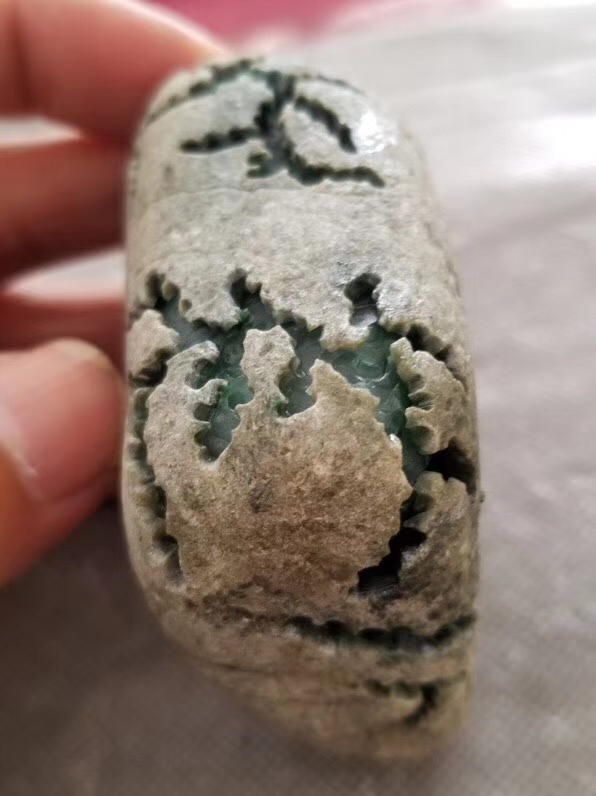 年底最后一波清仓.4公斤老坑南齐开口冰色肉质直接全部翻黑了黑