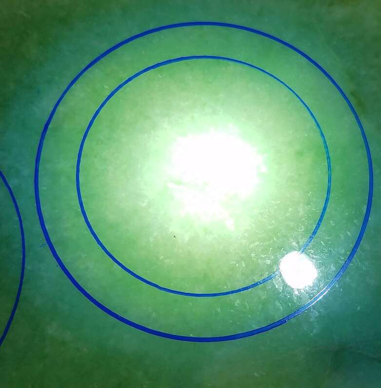 木那改口手镯料9.74公斤浓浓的苹果绿底色特别的绿种老起胶玉