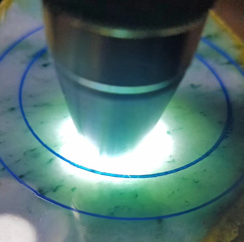 莫西沙改口手镯料2.20公斤种老满满飘小花灵性动人水灵水灵底