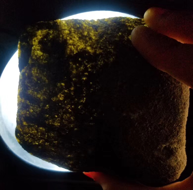 莫西沙改口手镯料3.26公斤皮壳完整紧凑翻细沙均匀整个皮壳没