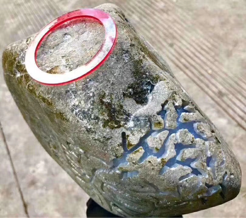 翡翠原石6.78公斤南奇冰紫手镯料冰紫底大面积开窗打灯冰紫种